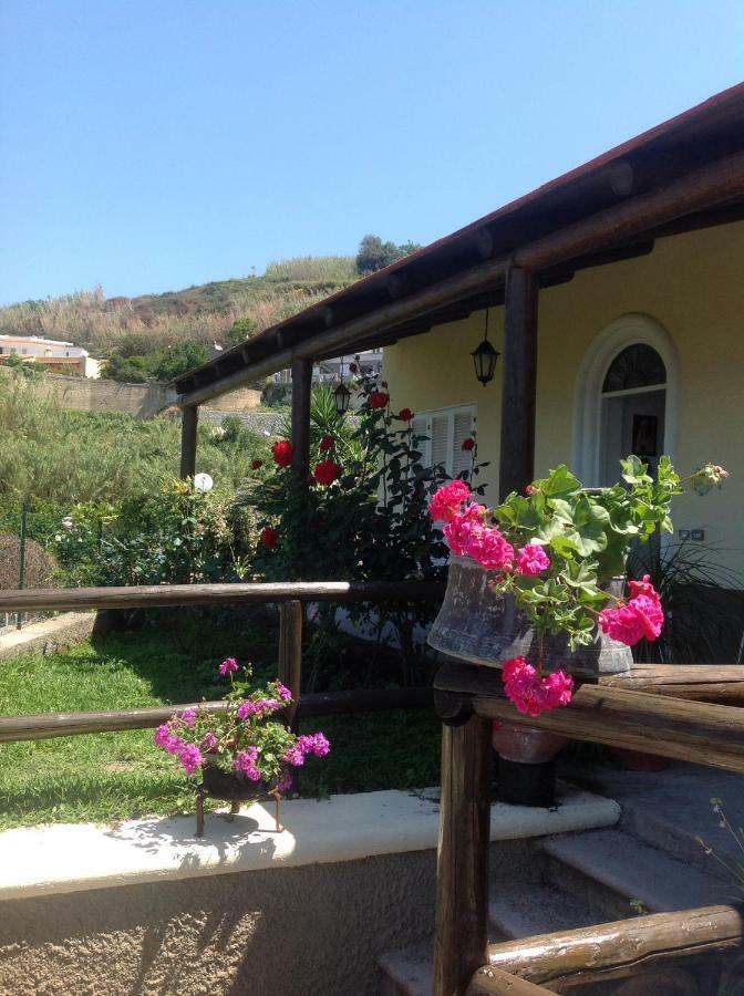 La Terrazzina Sul Tramonto Bed & Breakfast Forio  Bagian luar foto