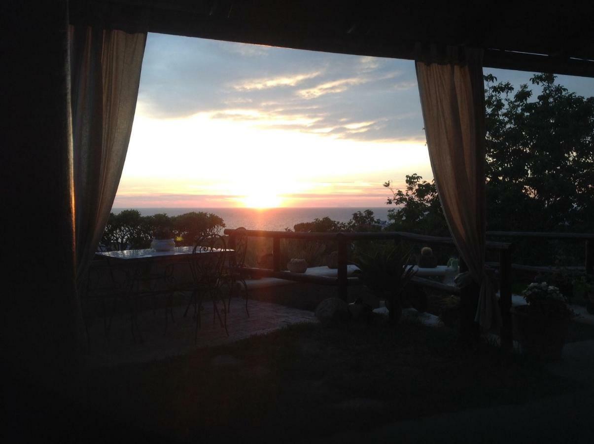La Terrazzina Sul Tramonto Bed & Breakfast Forio  Bagian luar foto
