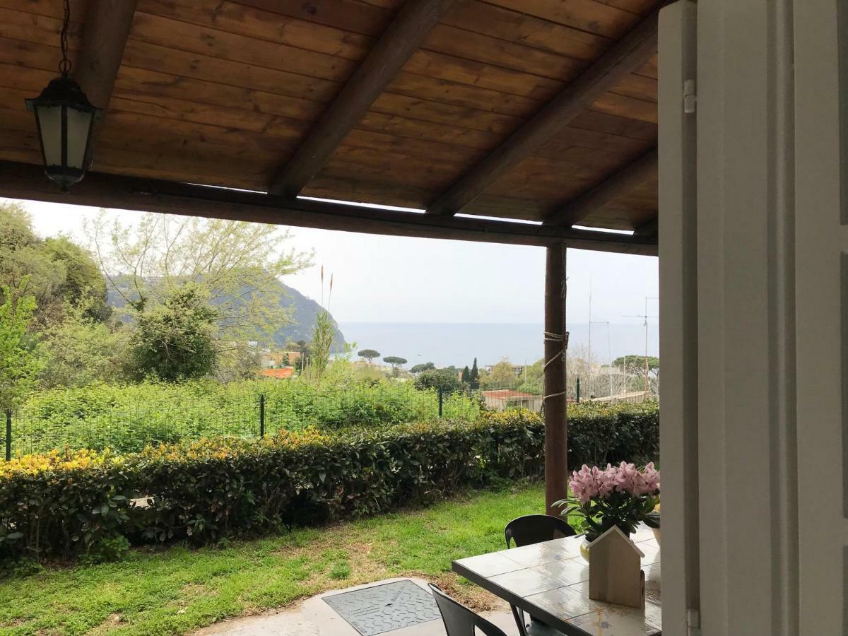 La Terrazzina Sul Tramonto Bed & Breakfast Forio  Bagian luar foto